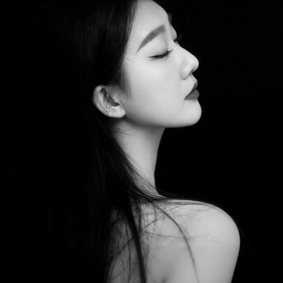 冷宫的癫妃🧝🏻‍♀️