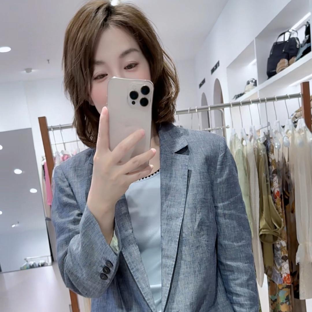 天津市滨海新区橙子衣橱服装店