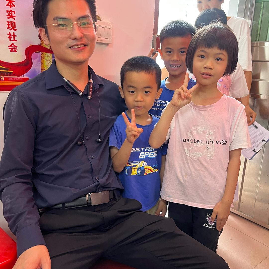 高博任逍遥