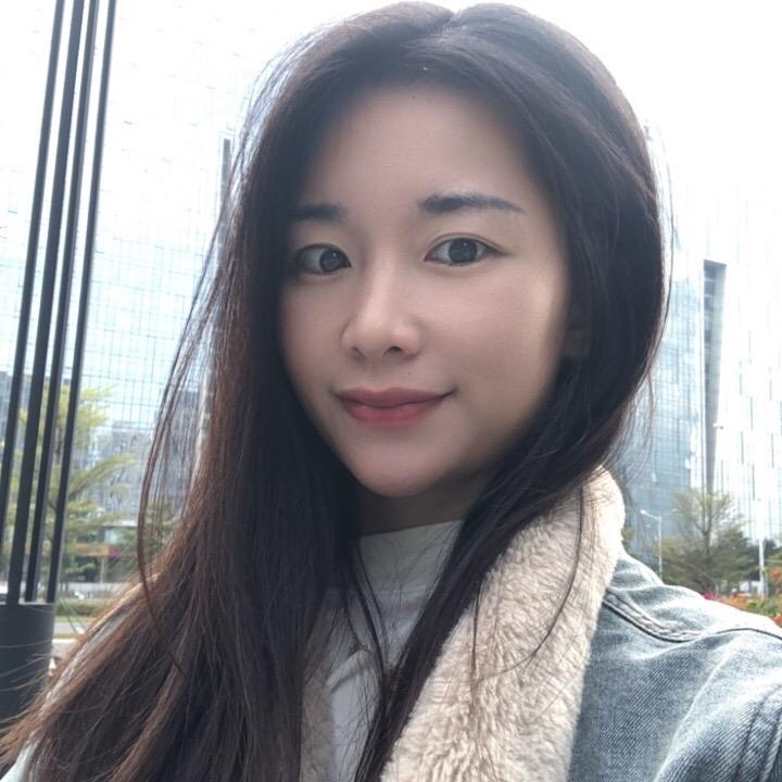 在深圳恒亚通卖烧烤车的小杨