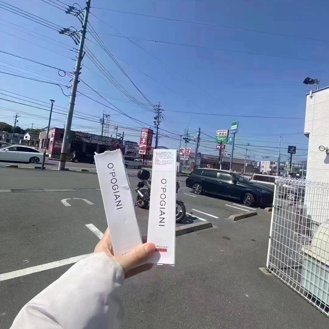 海口龙华区立霞染膏百货店