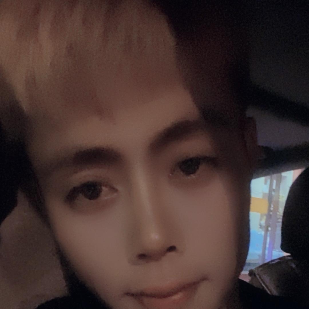 辉