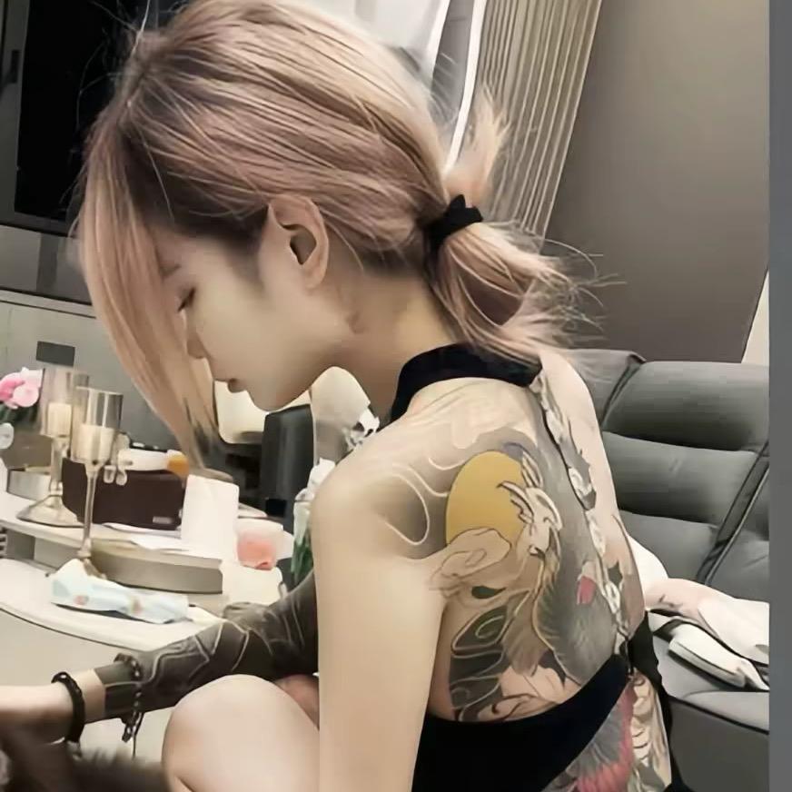 财神爷的白月光