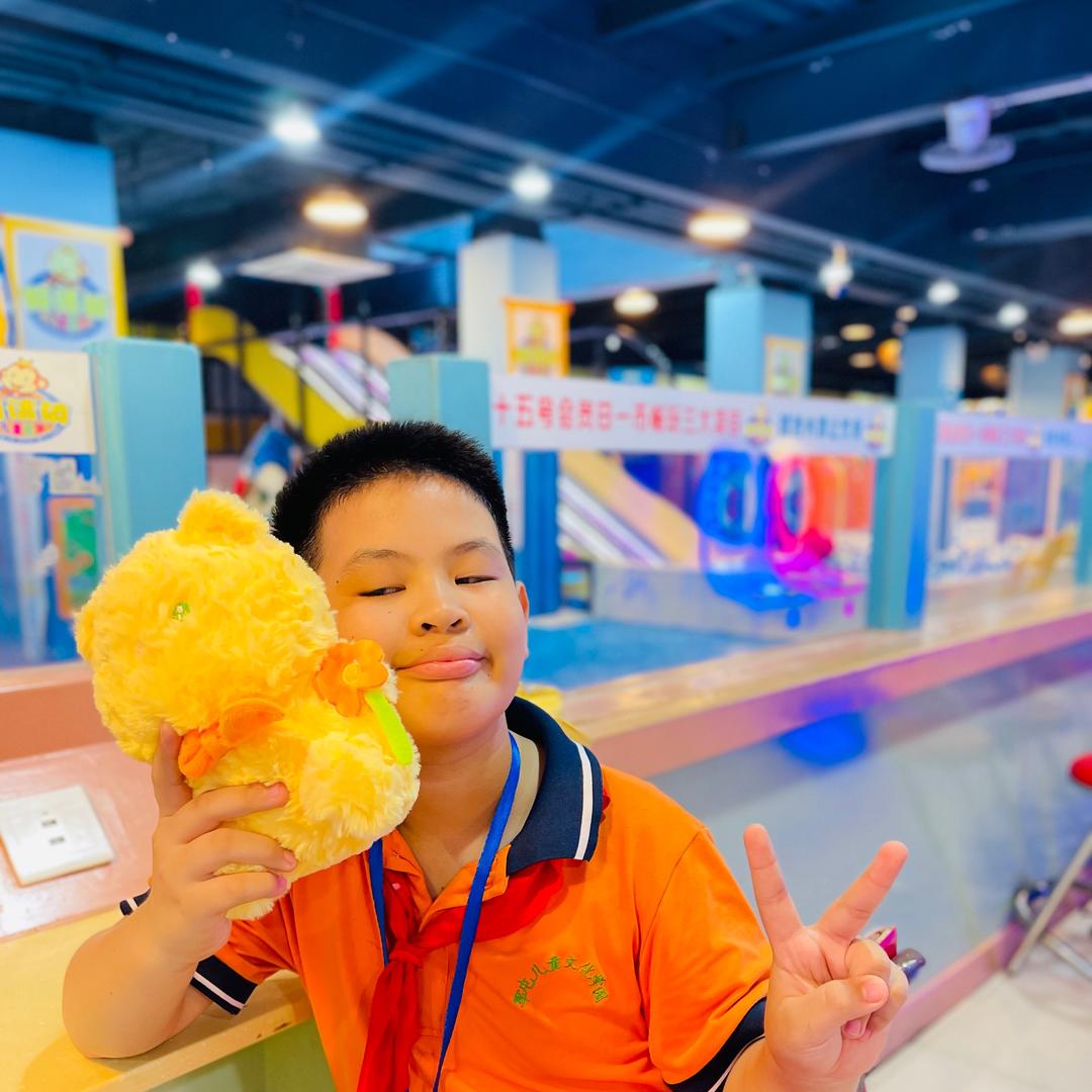 爱唱歌的两父子