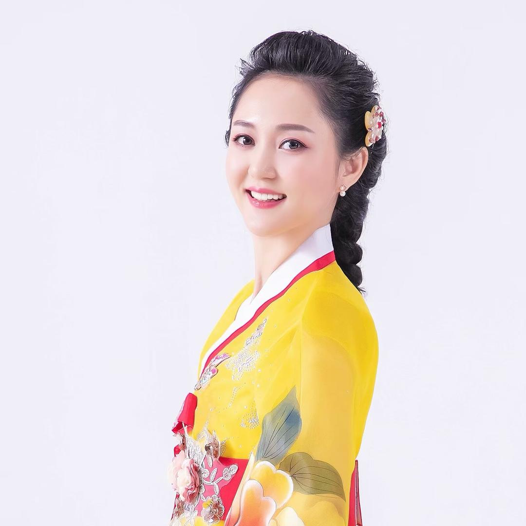 朴银花（延边歌舞团）19:00点开播