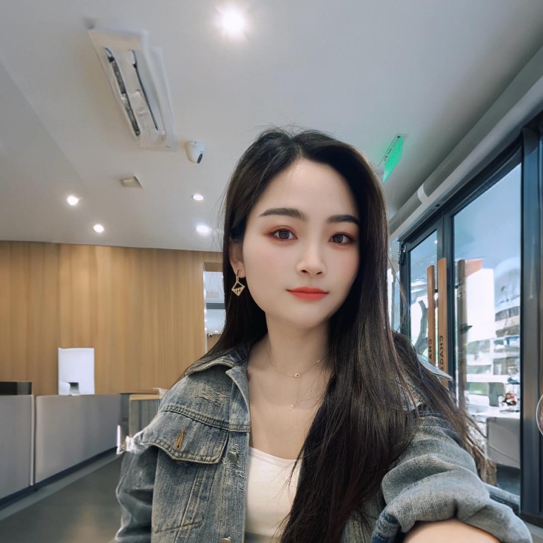 小邱娜