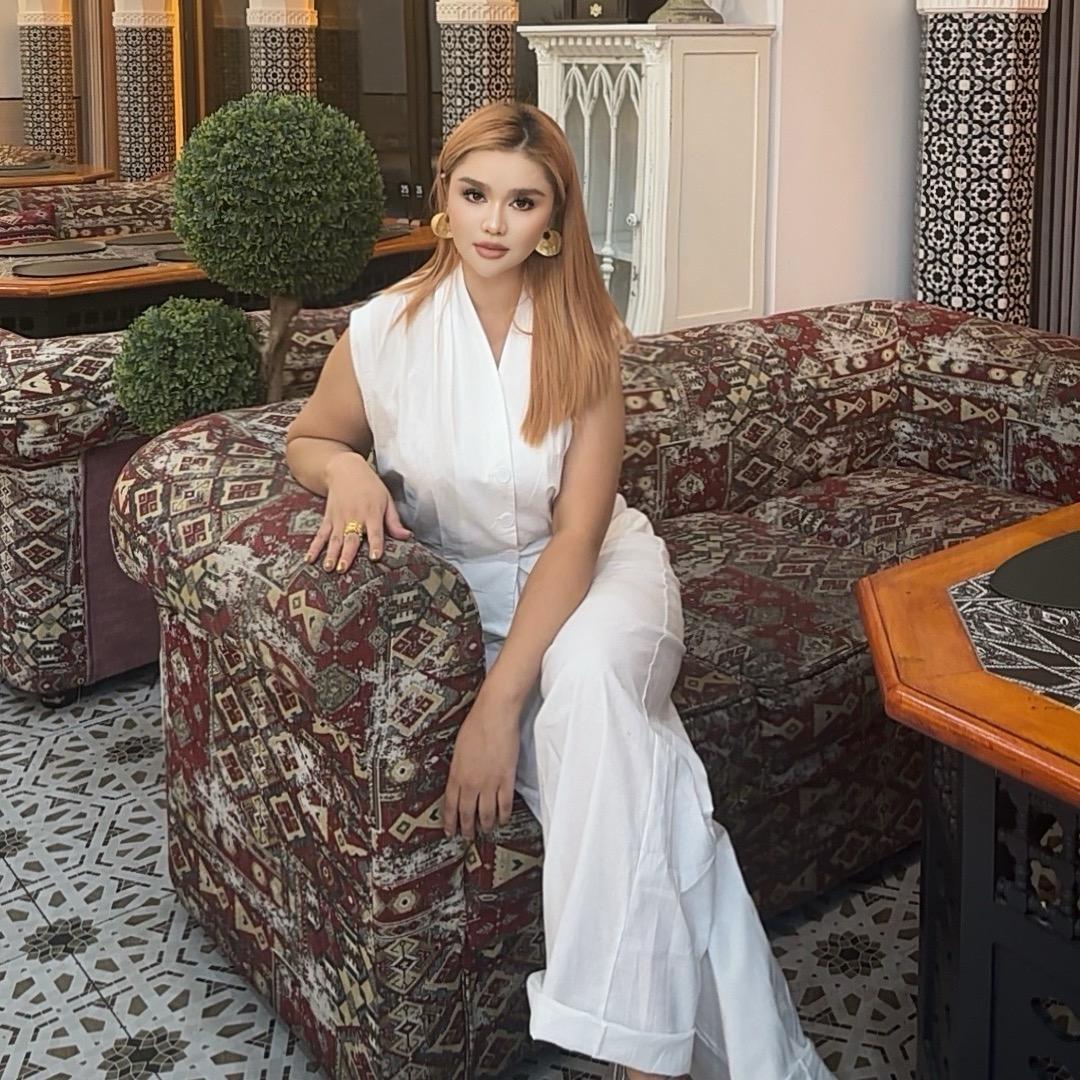 赢美达女装