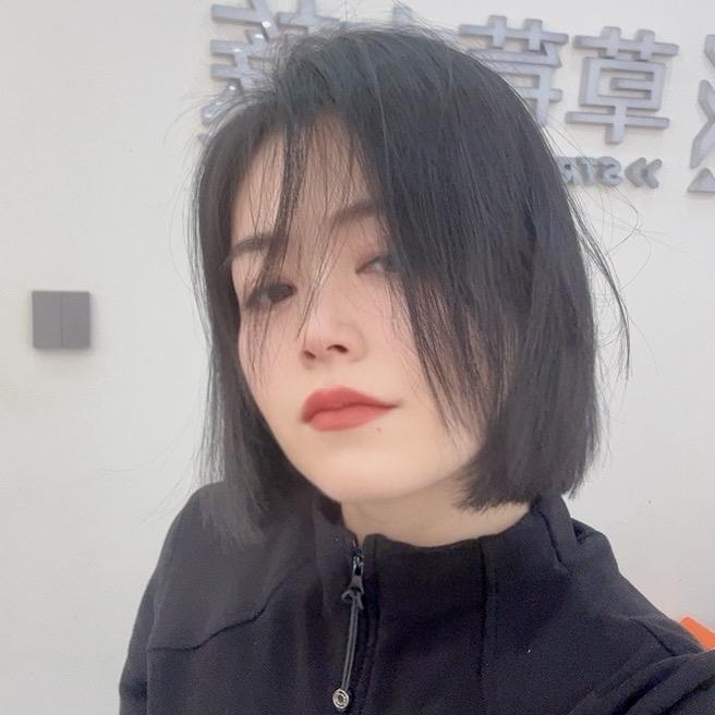 五常草莓家族童品集合店主-韩明