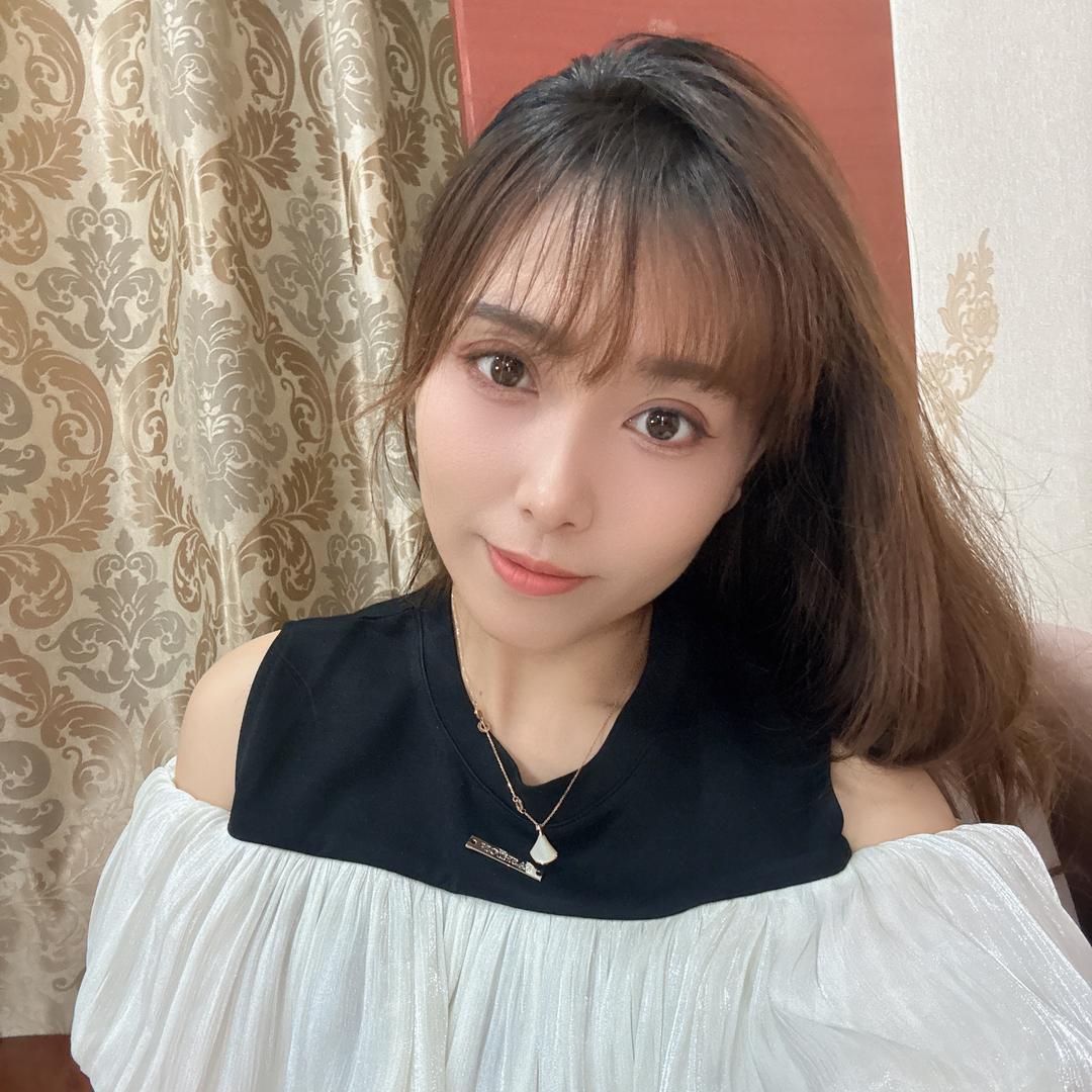 U美婚纱馆-菲菲