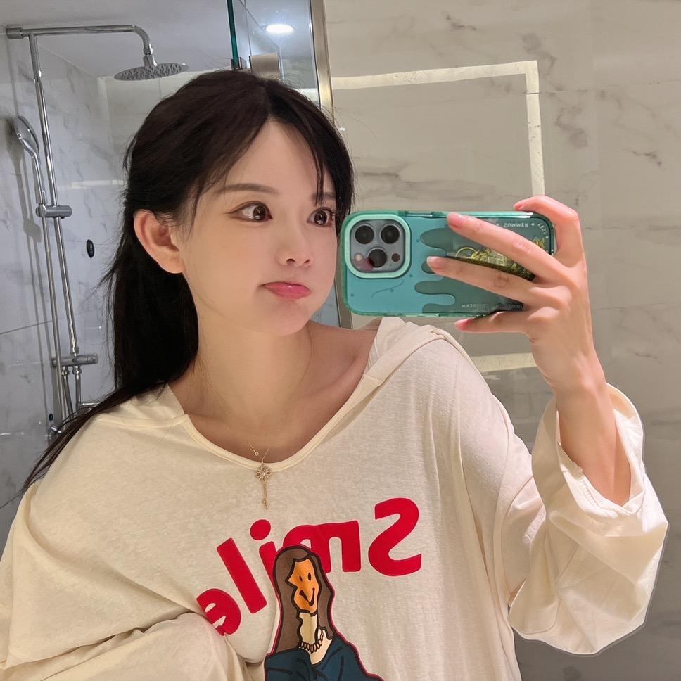 苏小小不小🥕