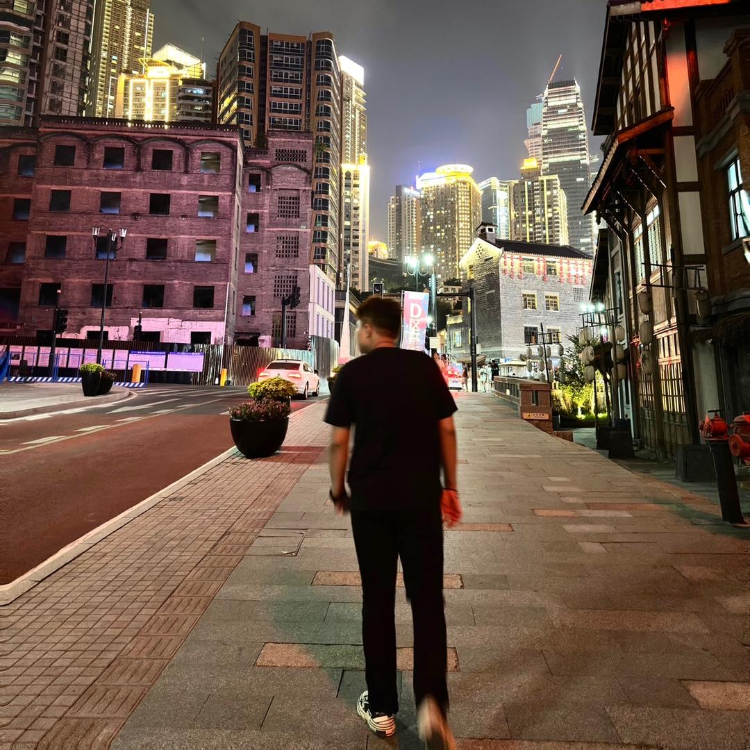 孙俊一（台球杆翻新喷漆 维修）