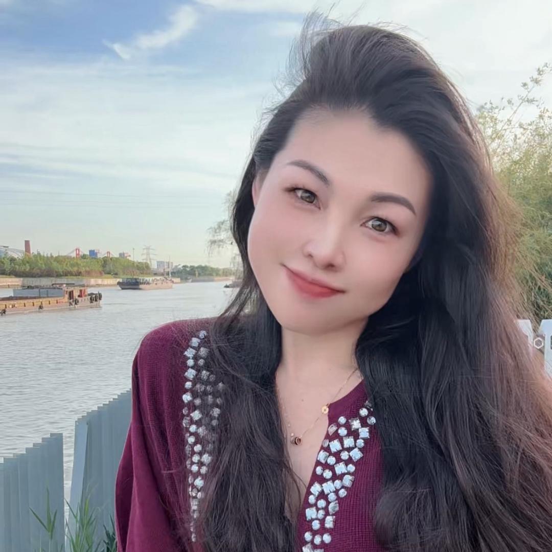 带刺的玫瑰🌹
