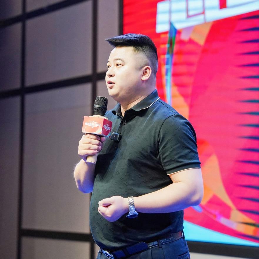 渝乐卤•杨圆做卤菜