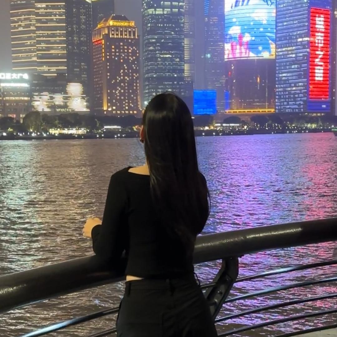 @不漂亮的陈漂亮