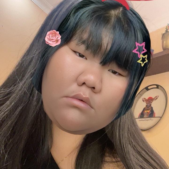 少女骑着麋鹿
