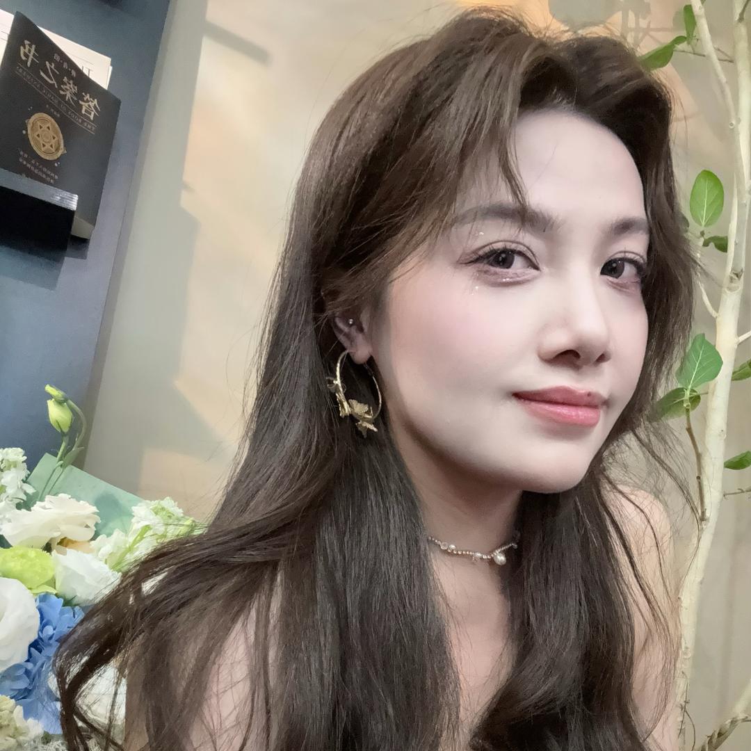 露娜老师🎤粤语