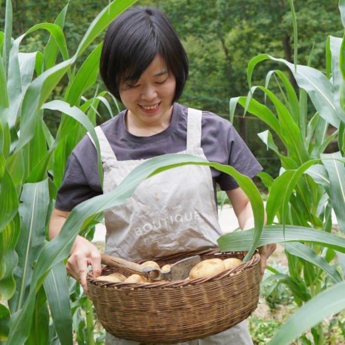 赵荣