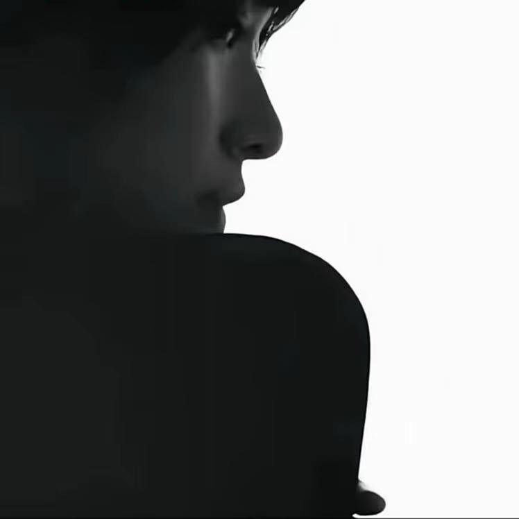 XUznj