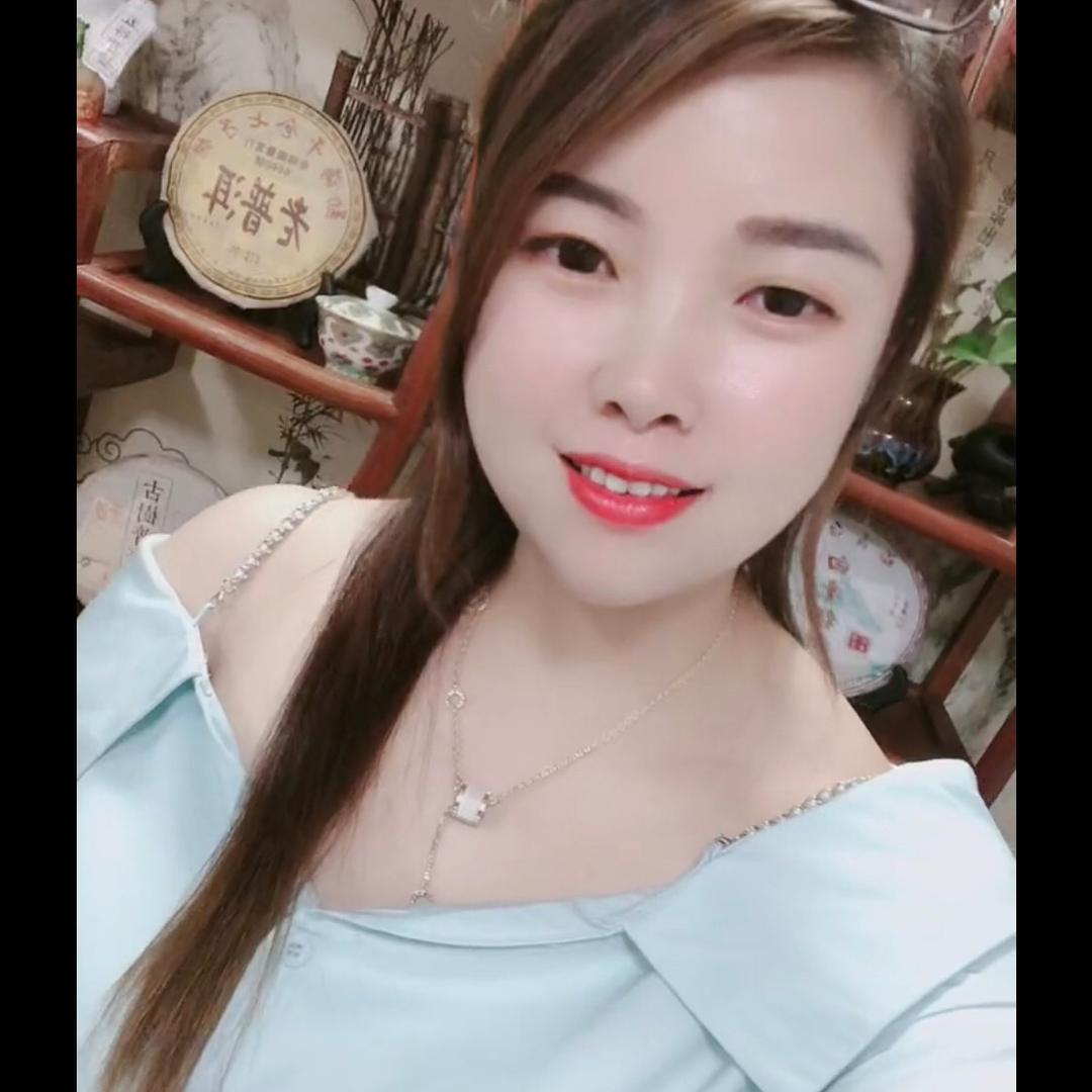 杨彩梅