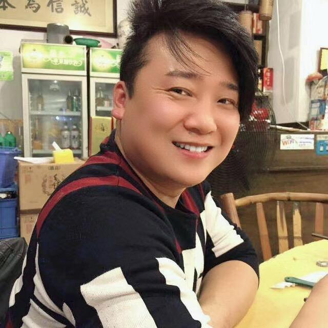 俊杰灯笼对联年货