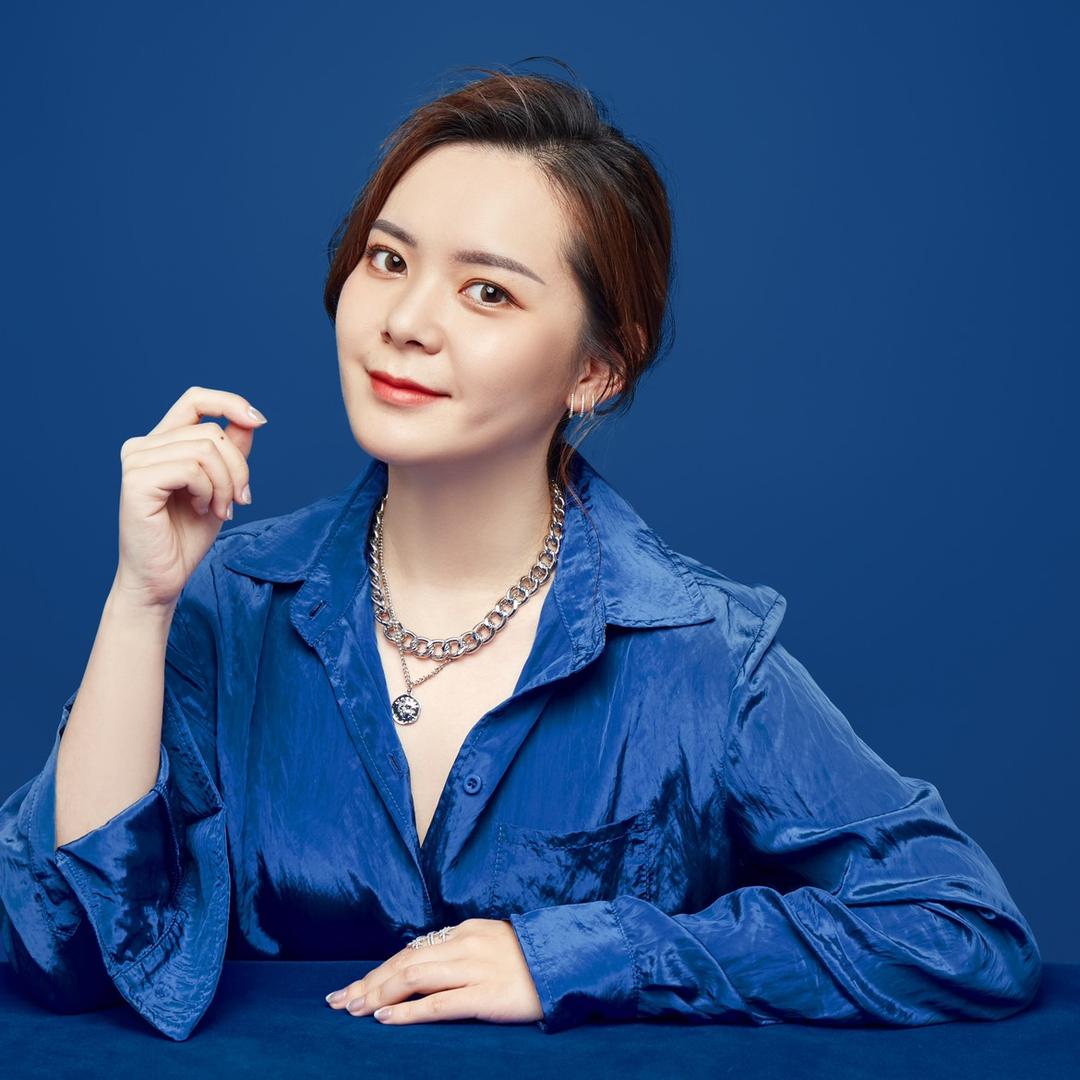 Shasha Zhou