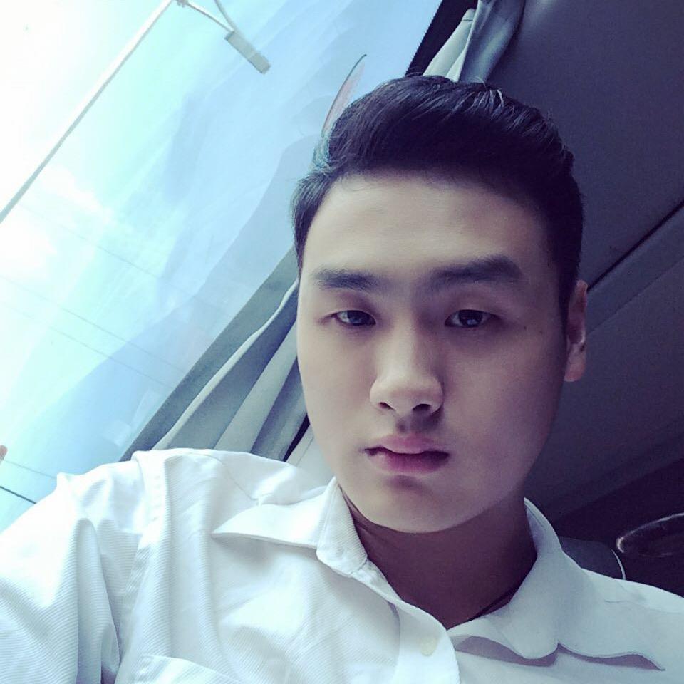 小康先森、爱吃香菜🌝🌝