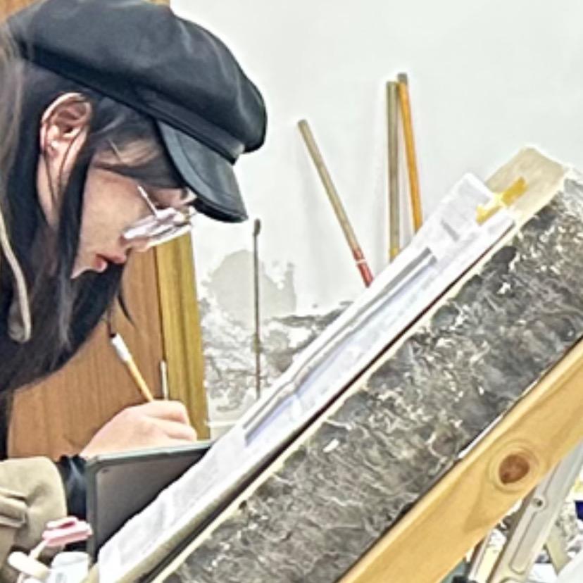 喝酸奶舔盖盖er