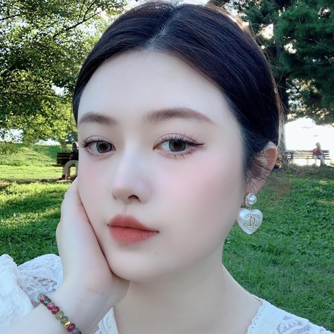 我雯姐（一发刺中背光版）