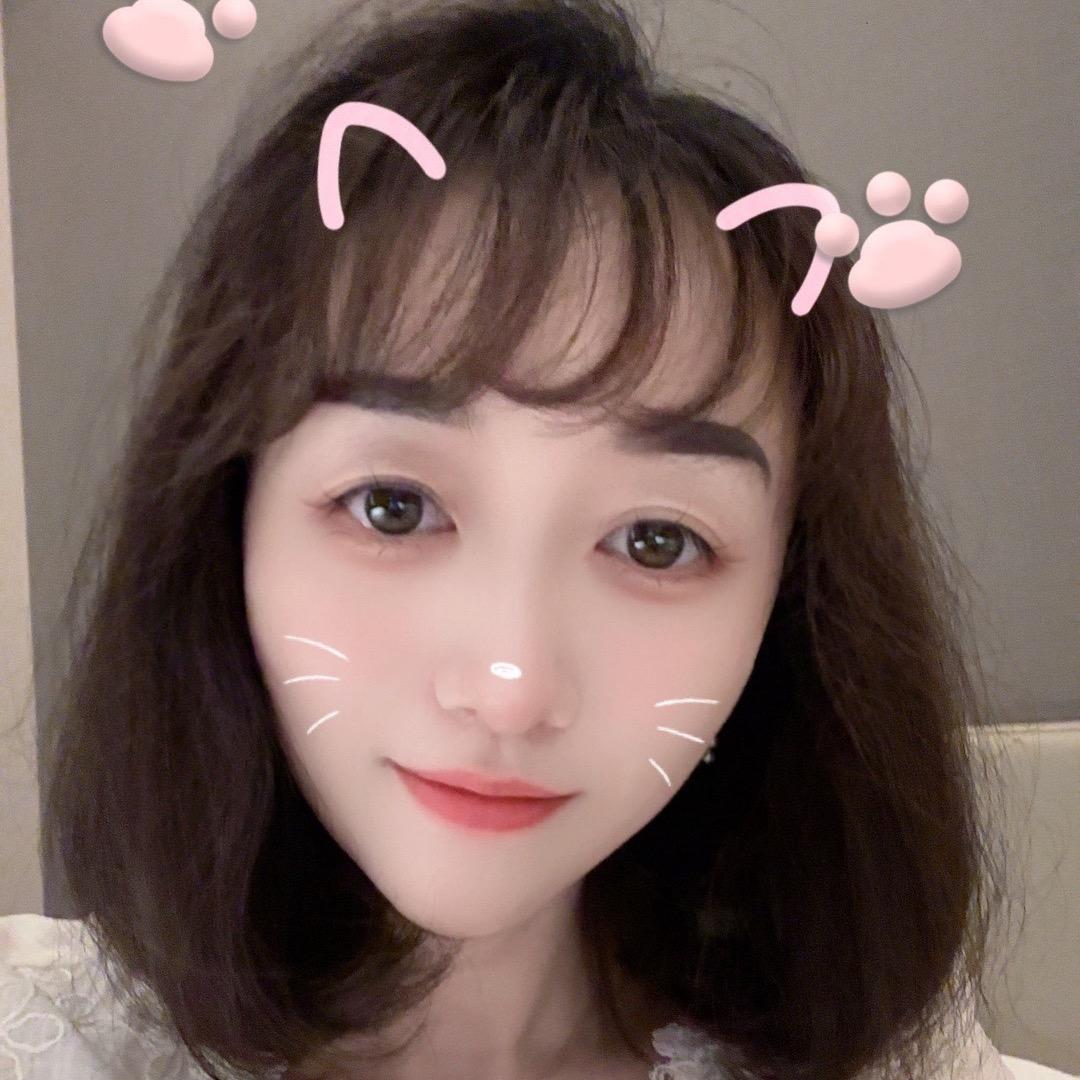 何何🌸