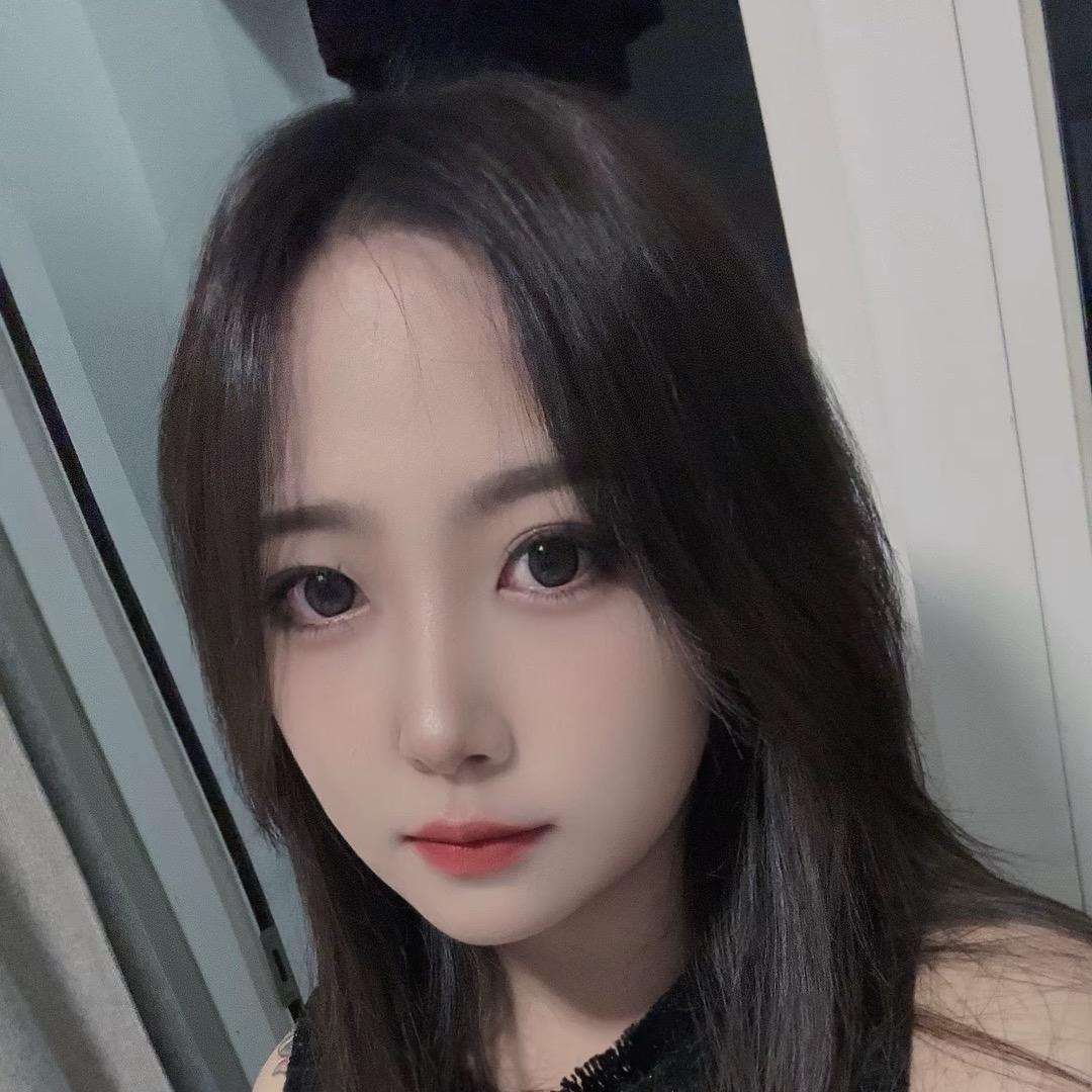 初一.