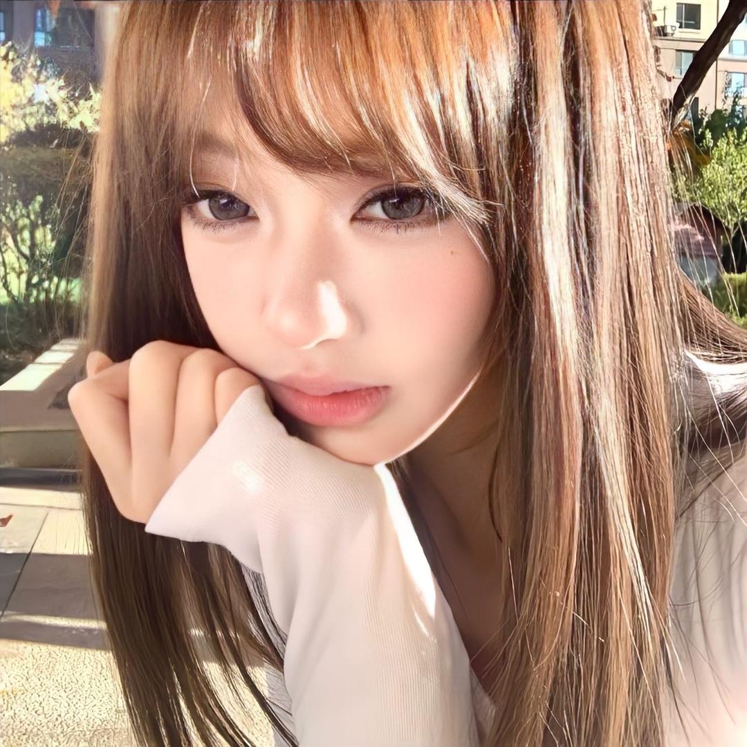 韦韦