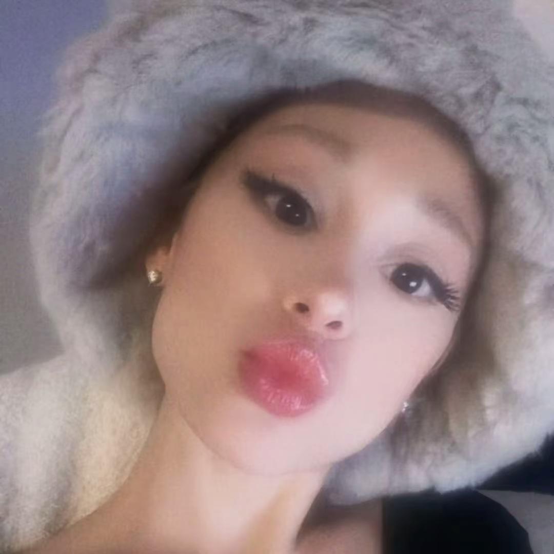 丽娅/