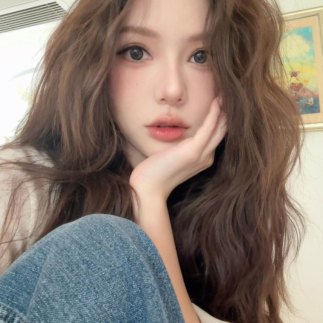 陈奕伊Chen11