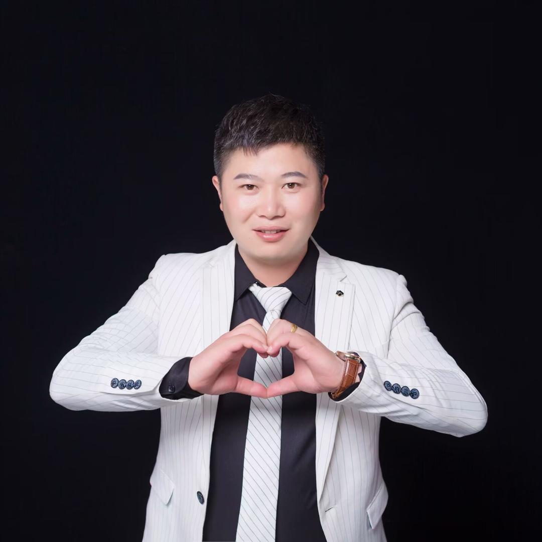 铜业黄金春