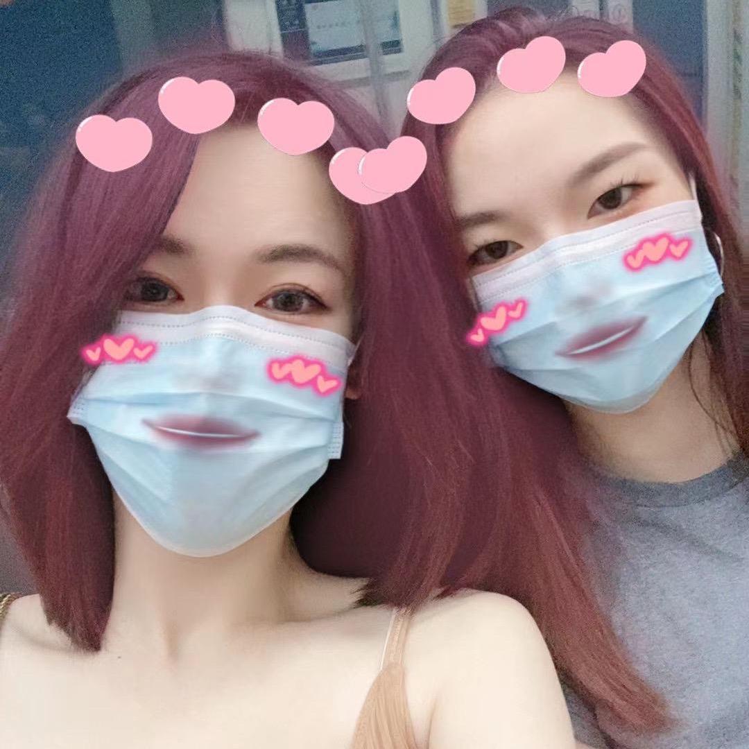 兔耳朵和CC的国际尬聊
