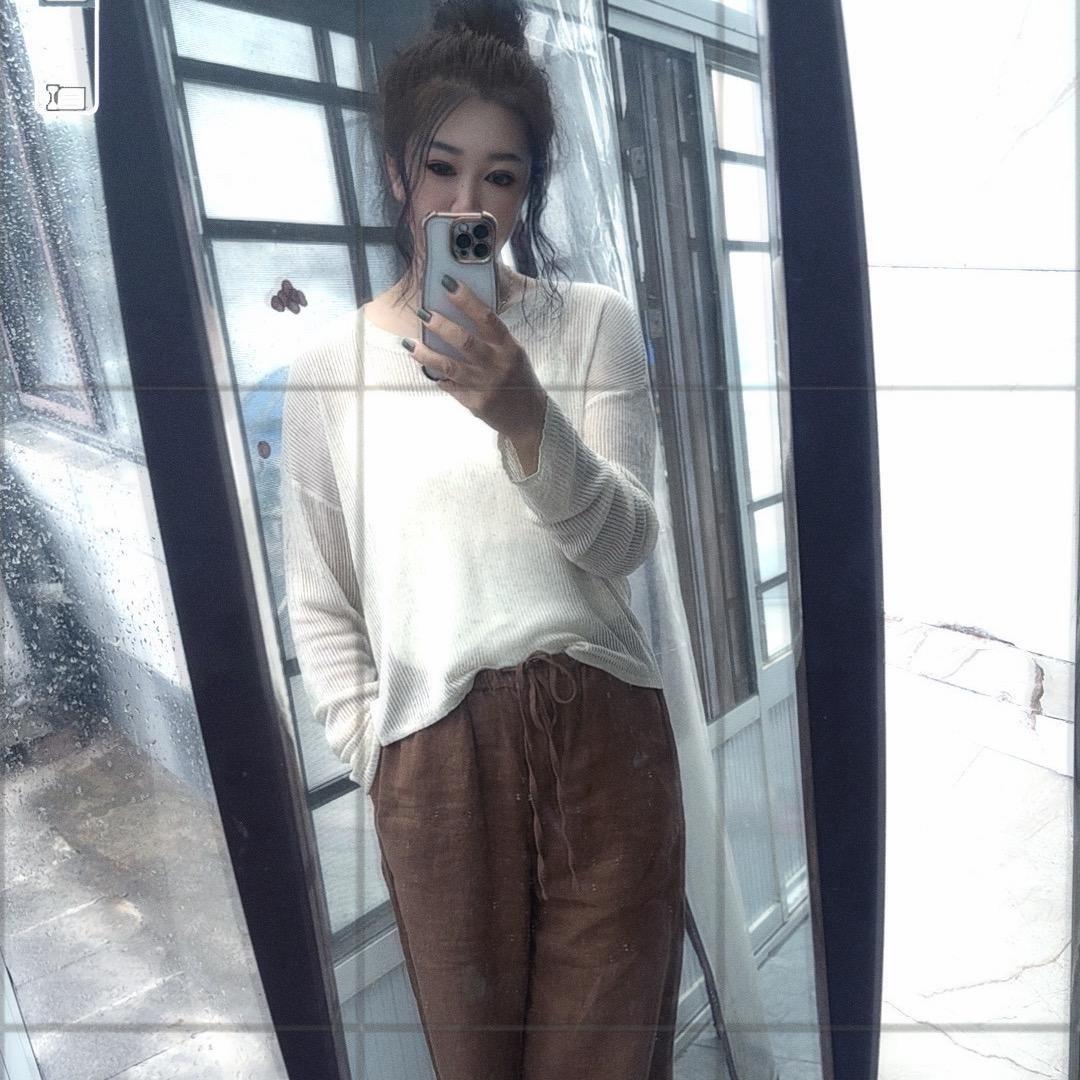 🌻🌻🦋🦋🌾🌾……