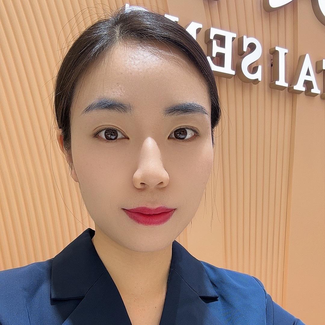 郴州珠宝小姐姐李帆