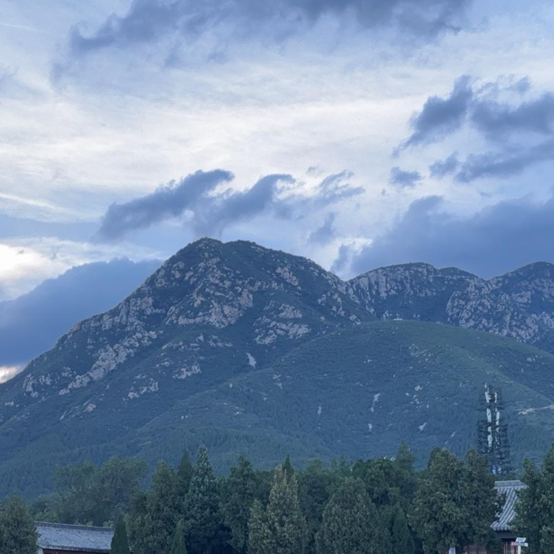 镜荷墨工艺品店