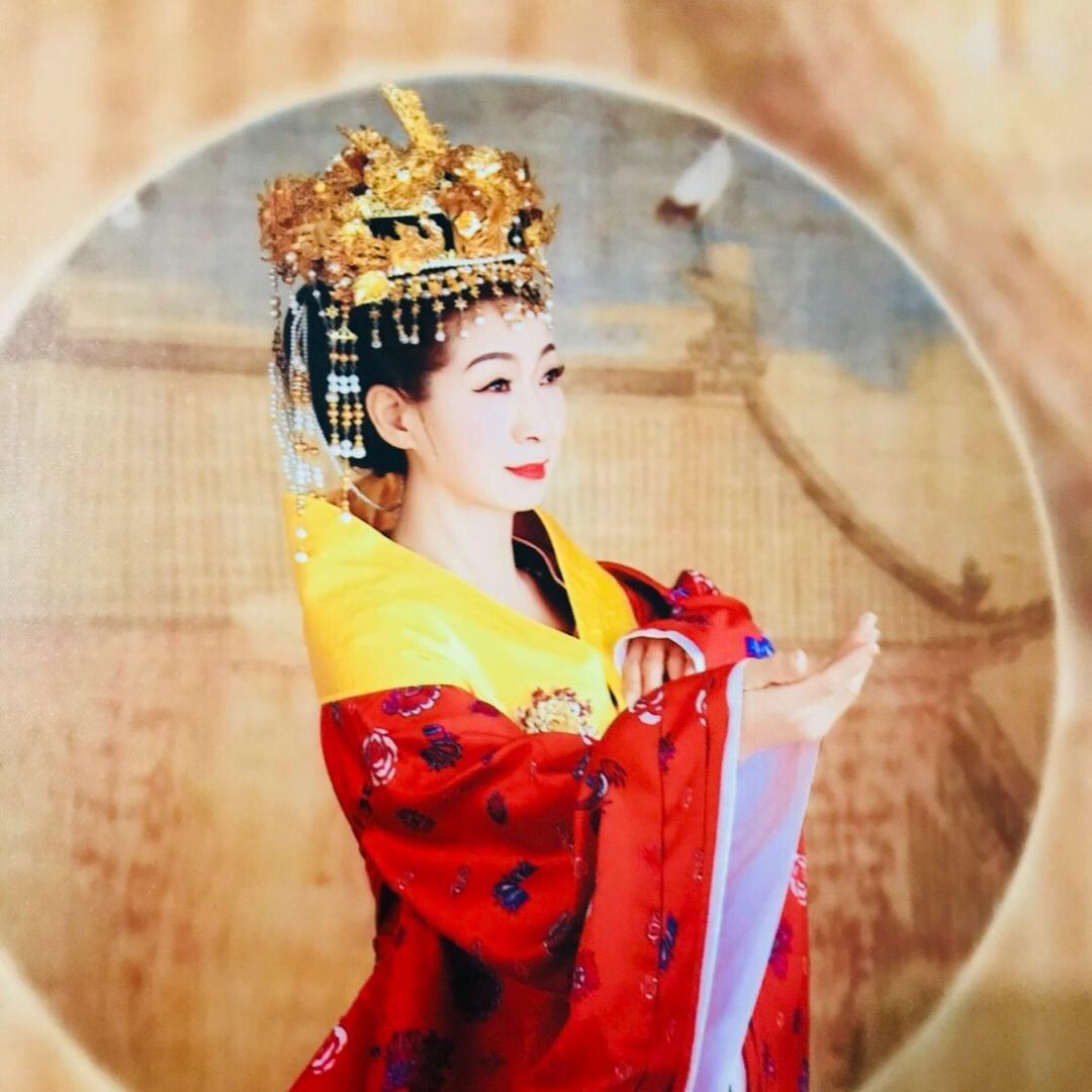 阳光下的我小苹果