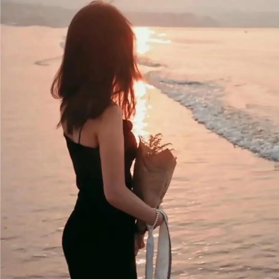 伊美.