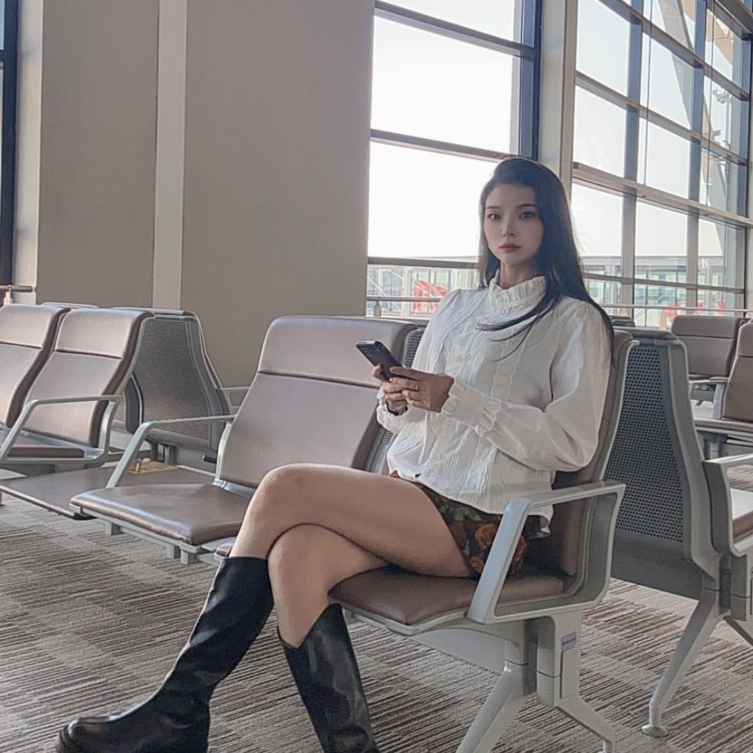 薇颜.(穿搭在橱窗)