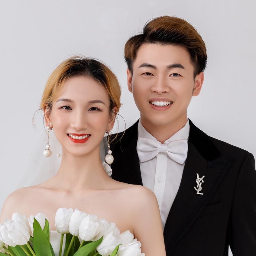 吧唧嘴夫妇
