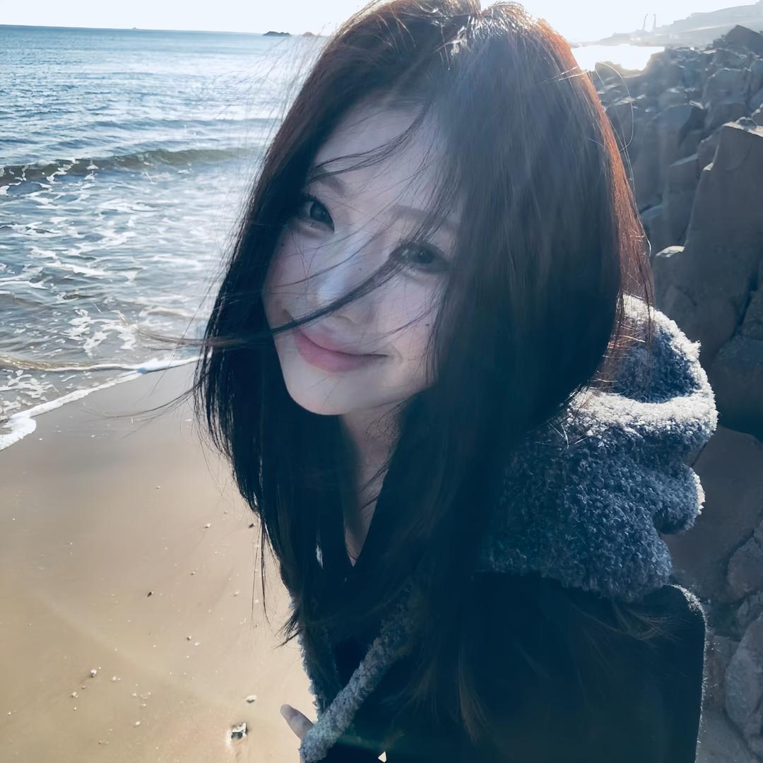 假装摔倒只为猛吸炼狱哥哥的脚