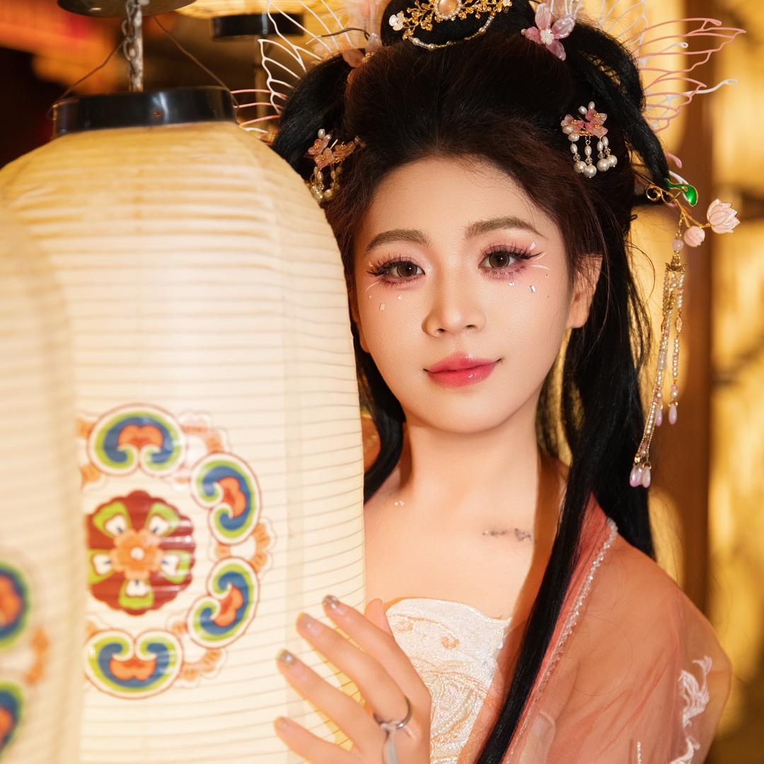 💋小金条是只喵🐱