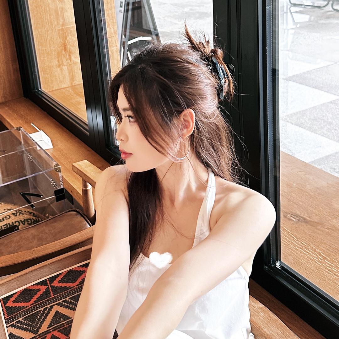 叫我肉丝～😽