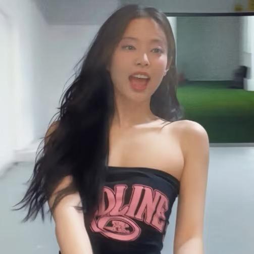 爱睡觉的小美好