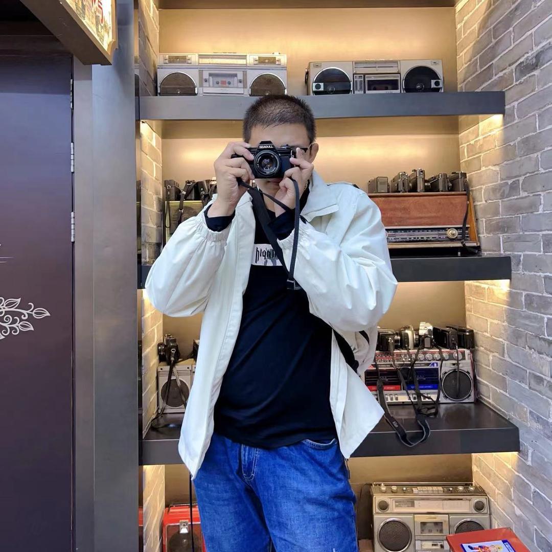 一块板砖闯天下