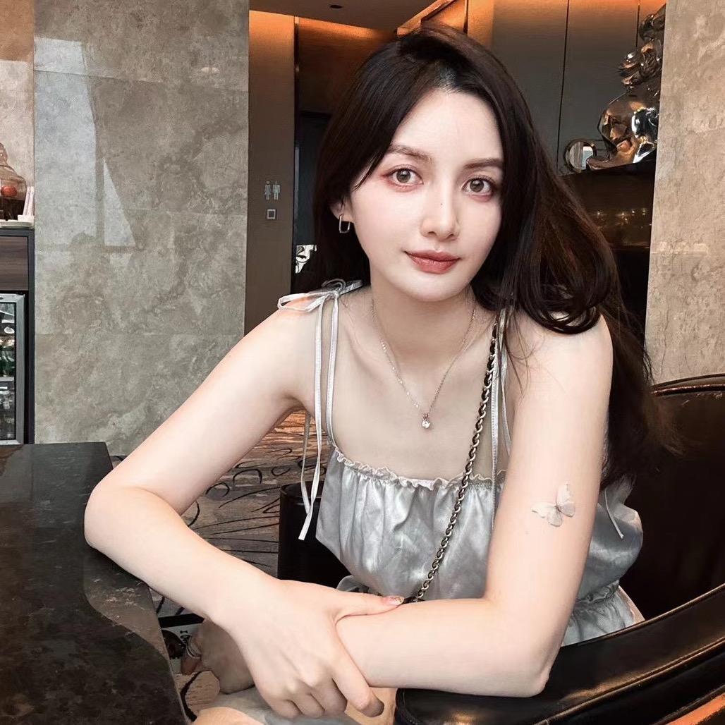 万万Lina