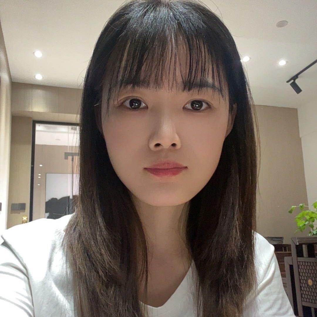 在九江的小洁