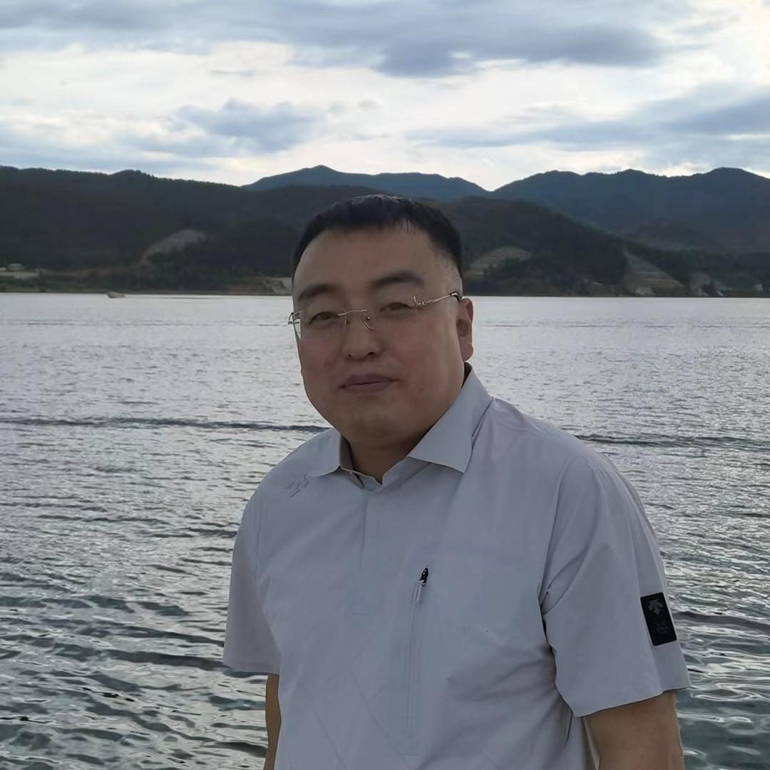 敖汉海尔专卖店老董